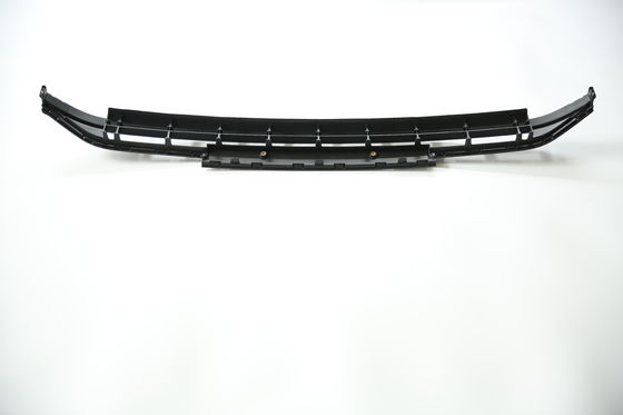 3GB 853 677 VW Passat 2019 2020 noirs de Front Bumper Grills For Cars avec la bande