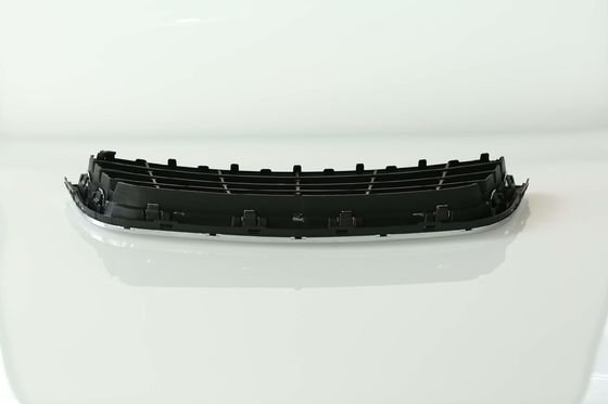 Les ABS abaissent Front Bumper Grills For VW Passat Lingyu 2005 2006 2007 2008