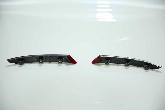 La lumière de réflecteur de pare-chocs arrière de voiture pour VW Passat 16-18 décorent léger