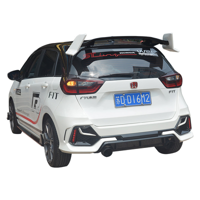 La carrosserie 2014-2020 de Honda Fit GK5 Kit Front Bumper Rear Bumper Side borde